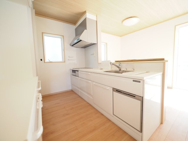 【キッチン】 | 【 新築建売住宅 】横手市八幡字長者町No58 横手北小学校区のオール電化 4LDK