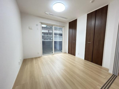 【洋室】 | プレジャースクエア３