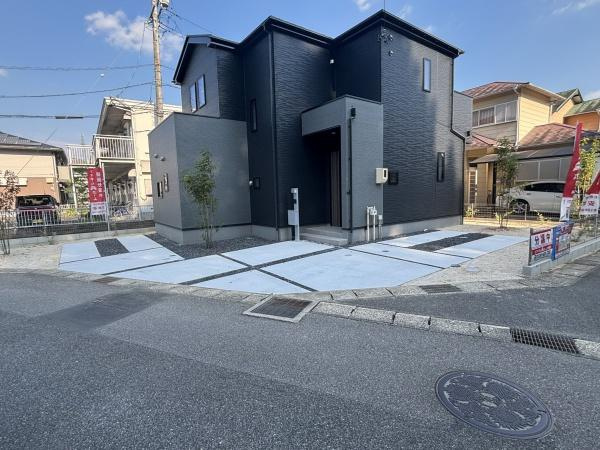 豊田市平和町2期　全1棟・1号棟の駐車場|３台駐車できます！