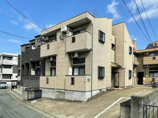 ピュア香椎弐番館