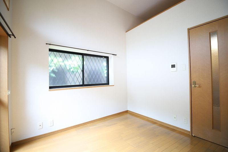 フォンテーヌ西新の居間・リビング