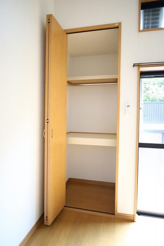 フォンテーヌ西新の収納