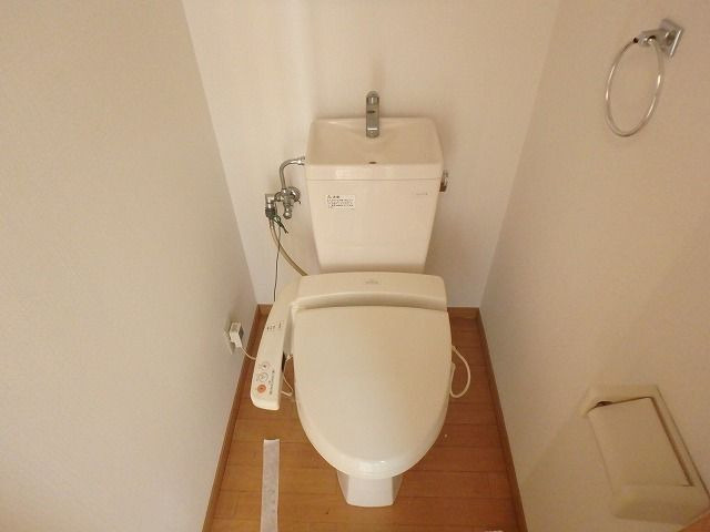 ピュア平尾弐番館のトイレ