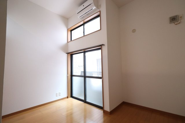 ポラリスCozy博多駅の居間・リビング