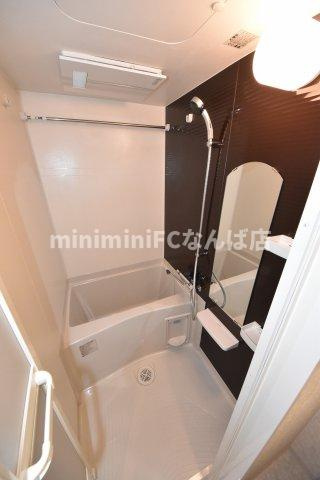 大阪市浪速区敷津西２丁目の賃貸マンションの浴室|日々の疲れを癒すお風呂付です