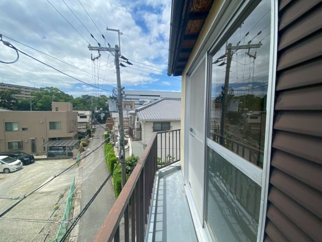 桑津２丁目のバルコニー|ベランダ
南向きなので日当たり良好！お布団を干したりできますね♪