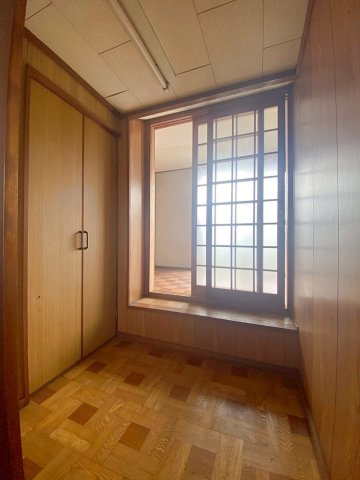 桑津２丁目のその他|３階廊下
収納ございます！おうちがスッキリ片付きますね♪