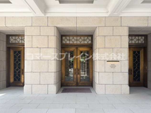 【エントランス】