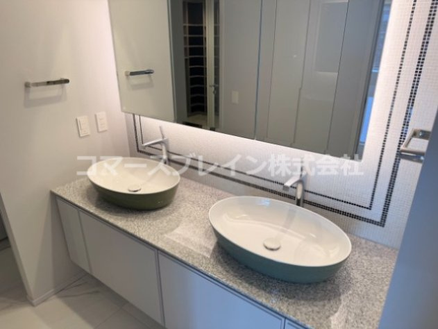 【独立洗面台】