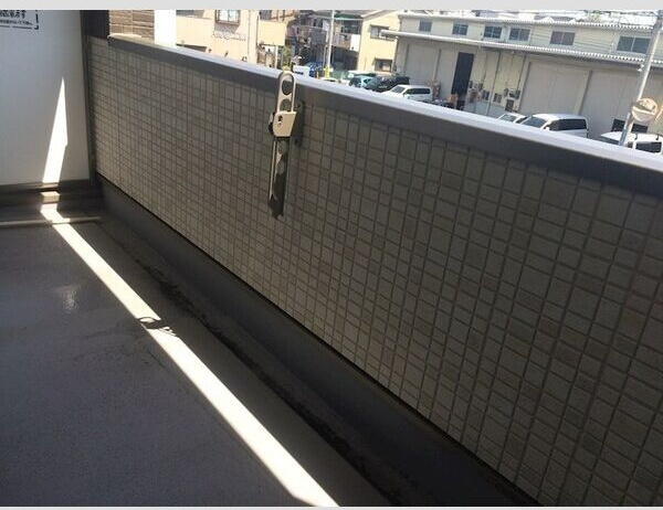 トレンヴィラ北摂のバルコニー