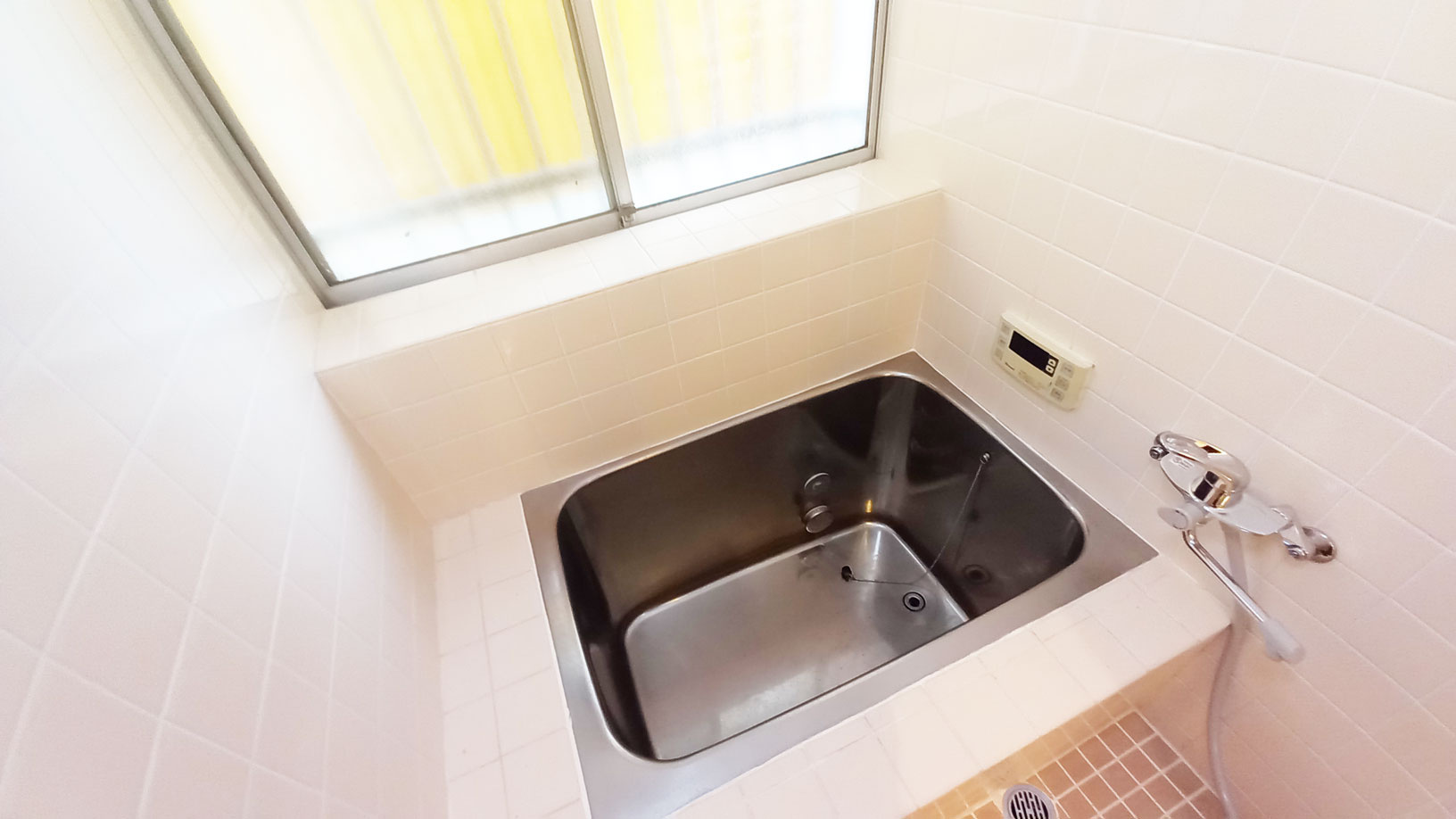 西九条町２　Ａの浴室