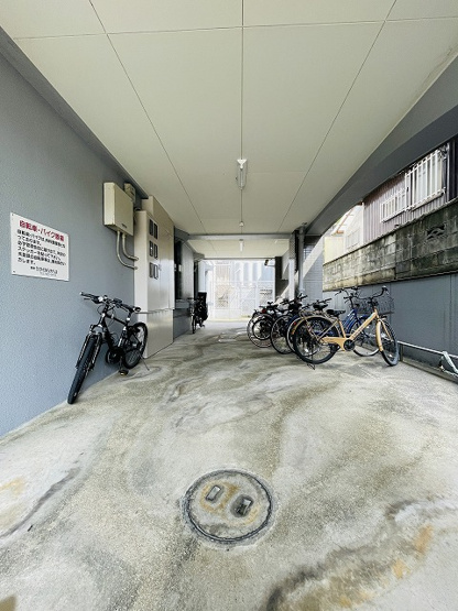 【駐輪場】 | エステートマンション長丘