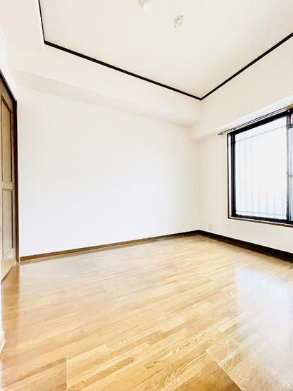 【洋室】 | エステートマンション長丘