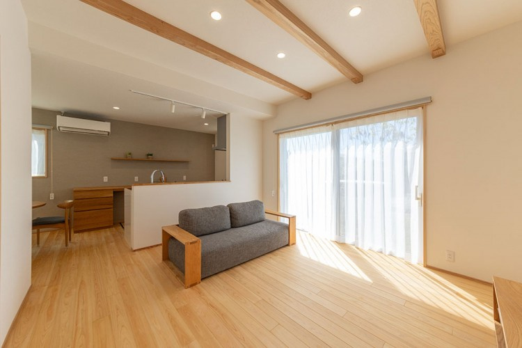 仲介手数料不要　新産住拓合志市須屋小迫【西合志南小・西合志南中】の居間・リビング