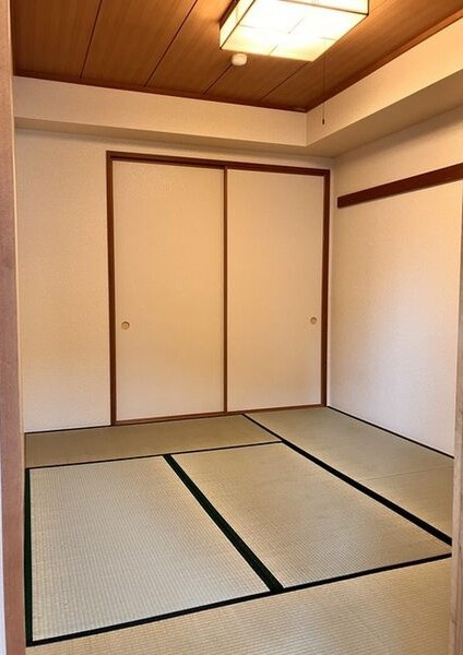 パークハウスガーデン梅園北館の寝室