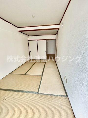 メゾンチサトの和室
