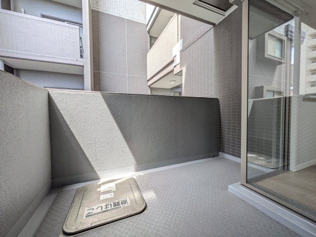 【バルコニー】