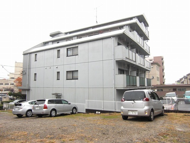 【駐車場】 | グランヴェル西山