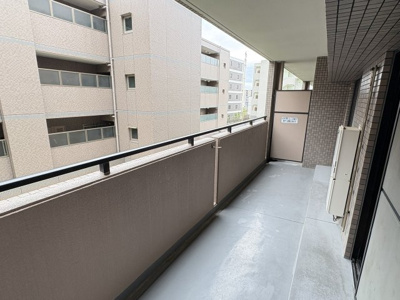 【バルコニー】 | プリマヴェーラ | お洗濯にも便利なバルコニー付き