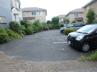 【駐車場】