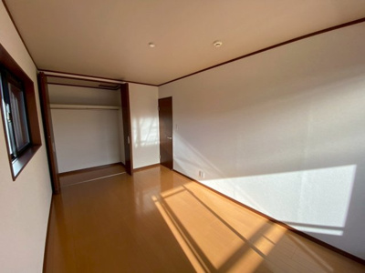 【洋室】 | 【プレイワーク伯太町2丁目・中古戸建】伯太小・平成23年建築・4LDK | コンパクトで使いやすい洋室です