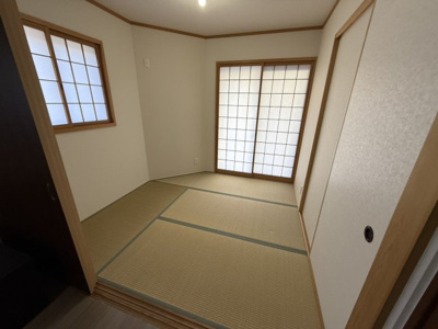 【和室】 | 【プレイワーク伯太町2丁目・中古戸建】伯太小・平成23年建築・4LDK | 和室があれば客間としても活用できます