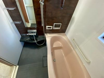 【浴室】 | 【プレイワーク伯太町2丁目・中古戸建】伯太小・平成23年建築・4LDK | お風呂で日々の疲れを落としましょう