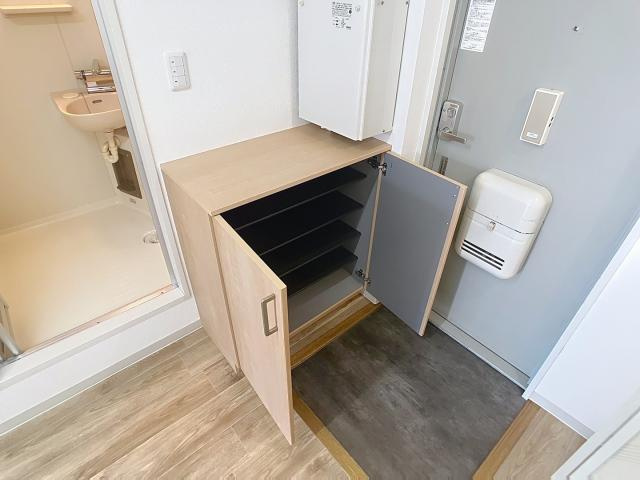 プレシェール　ロジュマンの玄関