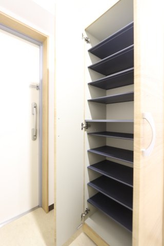 ホームクラルスの玄関