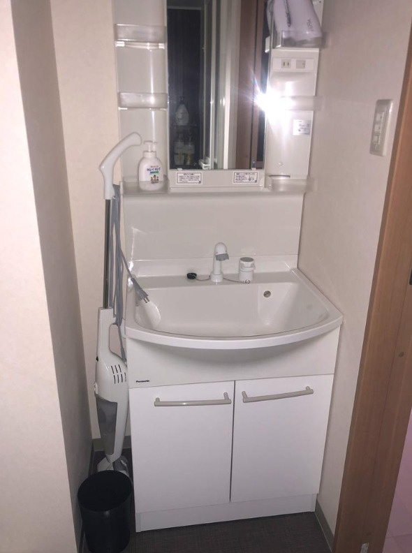 京都市南区唐橋堂ノ前町　ゲストハウス　駅近物件！の独立洗面台