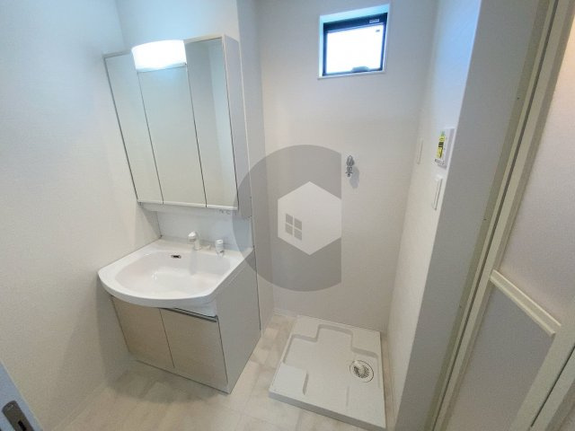 東大阪市荒本２丁目のハイツの洗面所