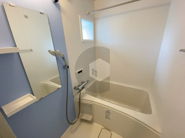 東大阪市荒本２丁目のハイツの浴室