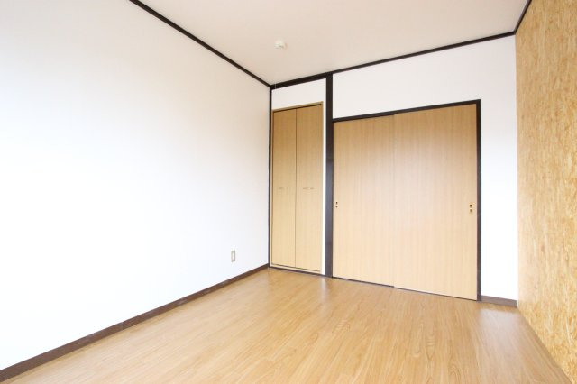 アベニュー服部の居間・リビング