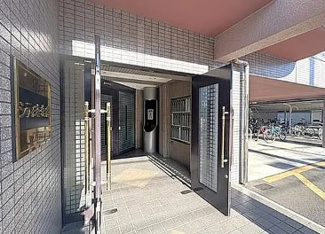 【エントランス】