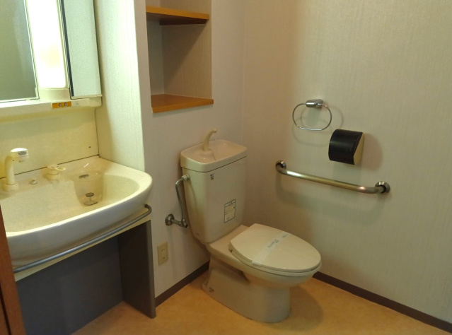 カサグランデⅡのトイレ|シンプルで使いやすいトイレです