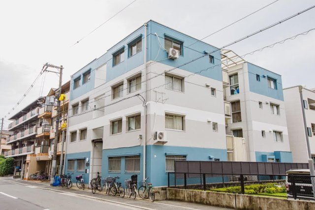 大阪市東淀川区　１棟売りマンション♪令和７年６月外壁塗装工事済！の外観