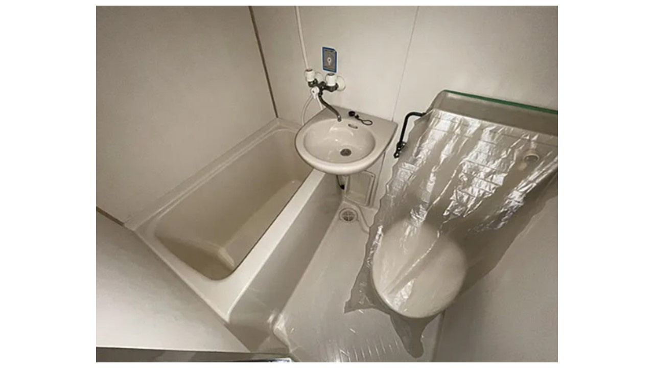 姫路市網干区新在家　収益マンションの浴室