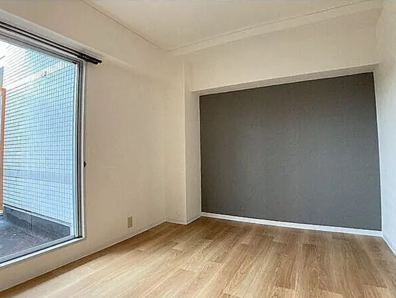 名古屋市守山区松坂町　収益マンションの洋室