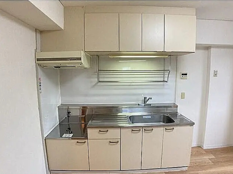 名古屋市守山区松坂町　収益マンションのキッチン