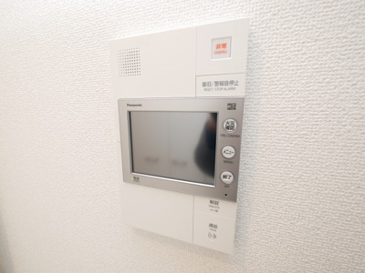 【セキュリティ】 | エスリード新大阪グランファースト | モニター付きインターホンです