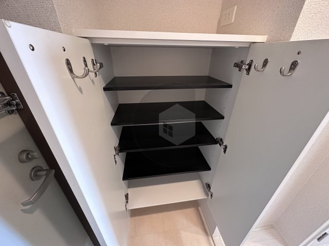 東大阪市高井田本通７丁目の賃貸マンションの収納