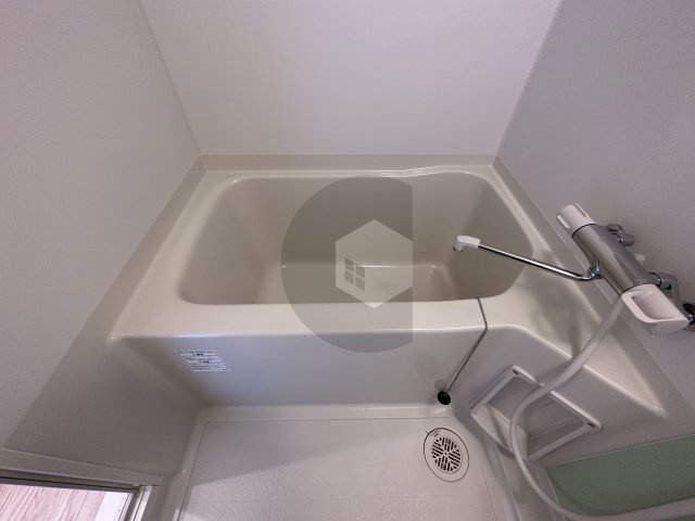 東大阪市高井田本通７丁目の賃貸マンションの浴室