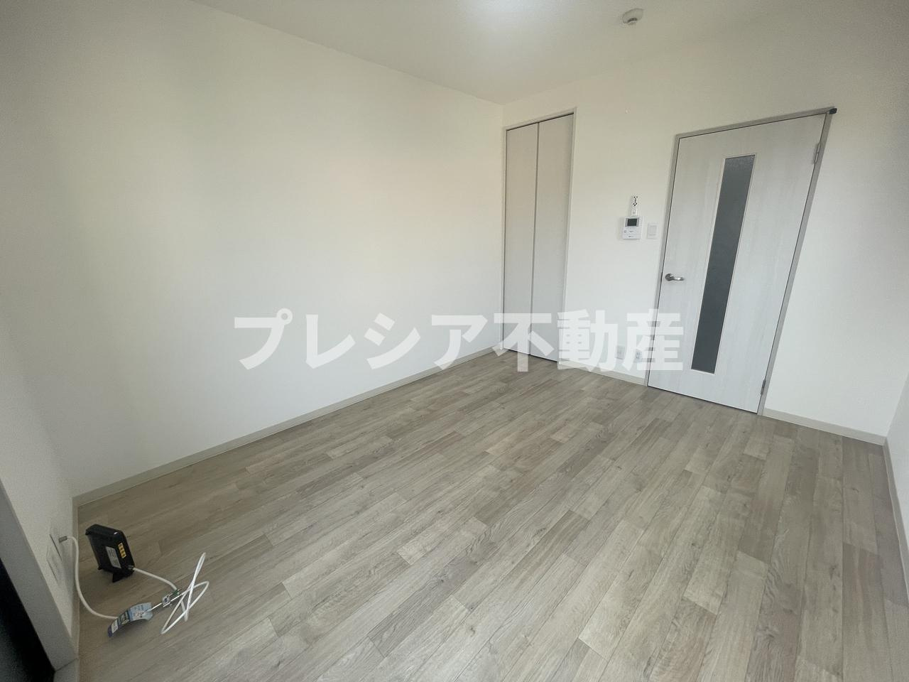 ラッキータウン 2番館の居間・リビング
