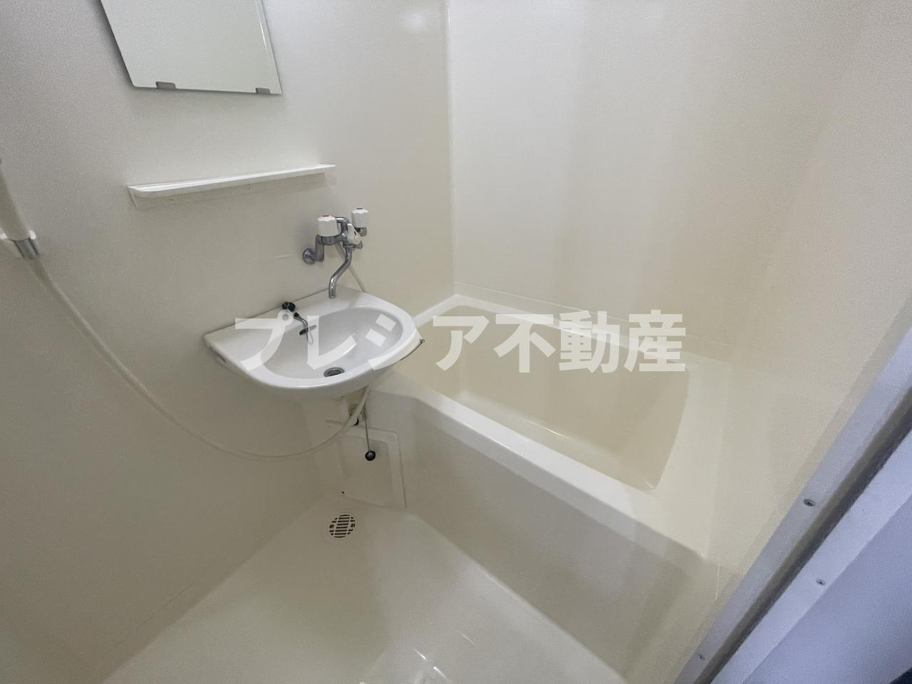 ラッキータウン 2番館の浴室