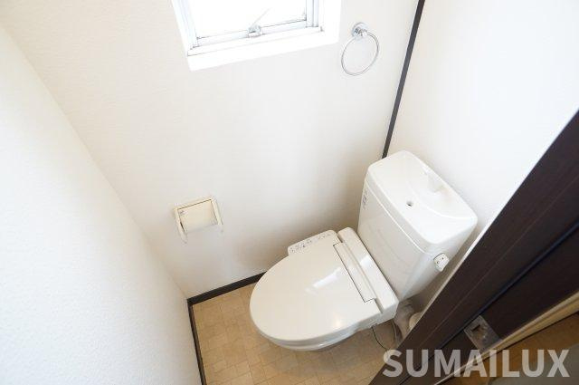 熊本市東区渡鹿８丁目の賃貸マンションのトイレ