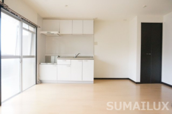 熊本市東区渡鹿８丁目の賃貸マンションの居間・リビング