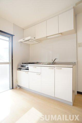 熊本市東区渡鹿８丁目の賃貸マンションのキッチン