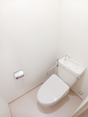 【トイレ】 | ピースフルハイツ | 清潔感のあるトイレです