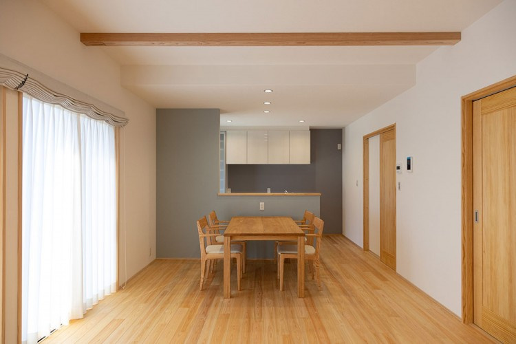 仲介手数料不要　新産住拓新須屋2階建て【西合志南小・西合志南中】の居間・リビング