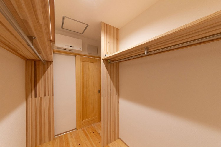 仲介手数料不要　新産住拓新須屋2階建て【西合志南小・西合志南中】の収納